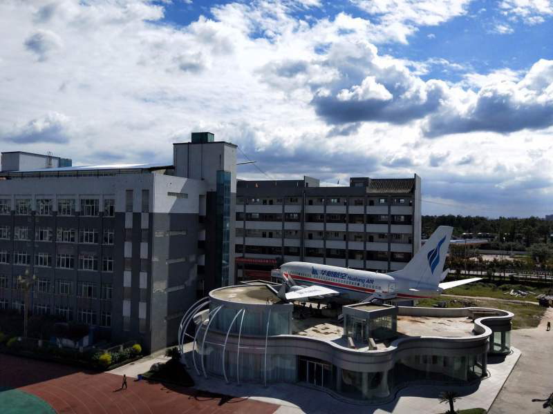 成都機電校校園一角