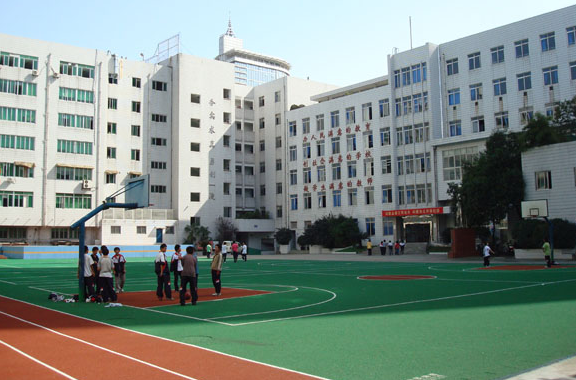 成都西北中學(xué)操場