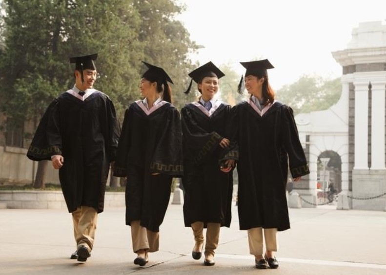 國家開放大學畢業(yè)學子風采