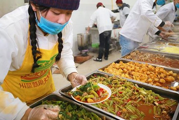 成都五月花高級技工學(xué)校食堂