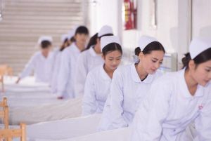 2019年成都希望衛(wèi)校招生簡章 希望衛(wèi)校獎助學(xué)金