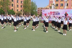 成都希望衛(wèi)校護理專業(yè)學(xué)出來是干什么的 護士工資高嗎