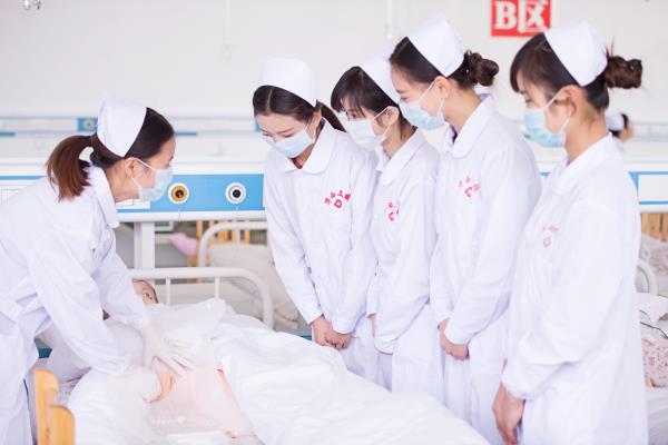 學(xué)費(fèi)怎么樣