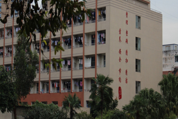 成都財貿(mào)職高
