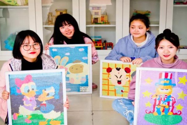 幼兒教育專業(yè)學生手工作品
