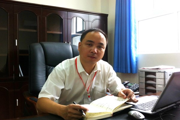 成都洞子口職業(yè)技術(shù)學(xué)校校長蘇超峰
