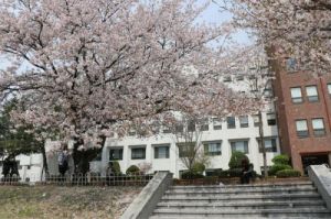2019年成都市中山職業(yè)技術學校2019招生簡介_成都公辦的職業(yè)學校