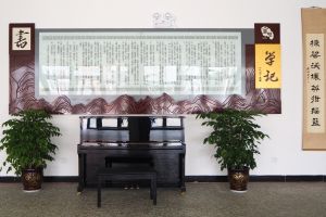四川中專職業(yè)技術(shù)學(xué)校哪家好 金堂中學(xué)對(duì)外交流拓視野