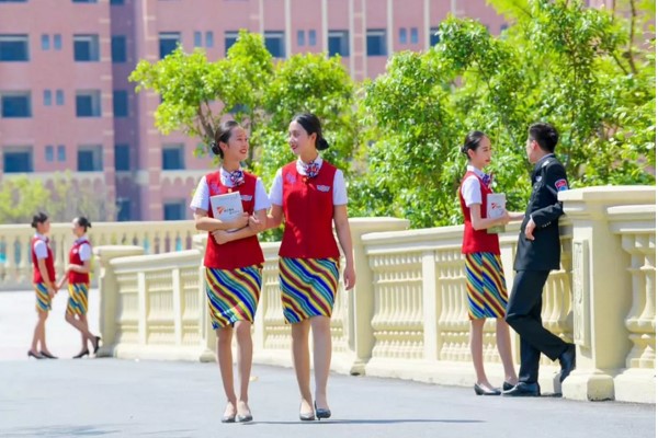 天府新區(qū)航空旅游職業(yè)學(xué)院學(xué)子風采