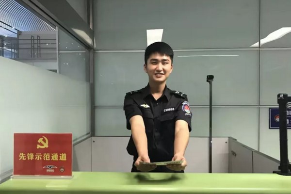 成都東星航空職業(yè)學(xué)校就業(yè)明星唐邦朔