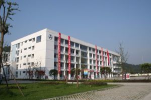 成都棠湖科學(xué)技術(shù)學(xué)校怎么樣 學(xué)校好不好