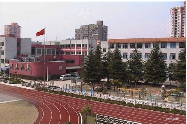 崇州市電子職業(yè)技術學校