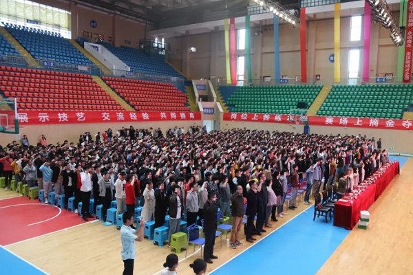 四川交通職業(yè)技術(shù)學(xué)院舉行2019年主題道德講堂活動(dòng)