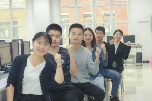 成都五月花高級技工學校備戰(zhàn)2019年技工學校創(chuàng)新大賽