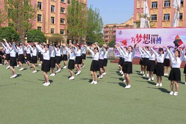 成都希望職業(yè)學(xué)校招生簡(jiǎn)章