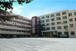 成都東星航空學(xué)?？罩谐藙?wù)專業(yè)介紹