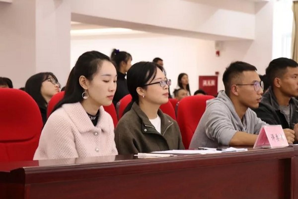 巴中職業(yè)技術(shù)學(xué)院校園歌手復(fù)賽圓滿落幕