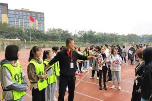 四川中職院校新聞：針灸學(xué)校舉行第九屆田徑運(yùn)動(dòng)會(huì)