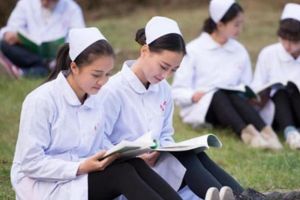 成都中專學(xué)校華西衛(wèi)校2020年招生簡(jiǎn)章招生專業(yè)