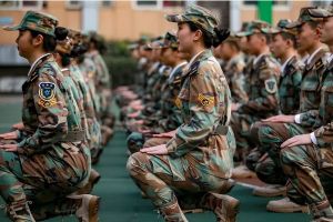 成都中職學校東星航空職業(yè)學?？粘藢I(yè)學子會操