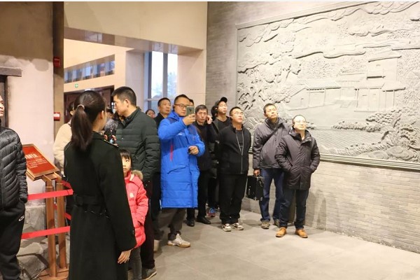 成都藝術高中學校成藝附中師生赴朱德故里考察