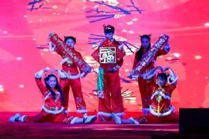 四川中職學(xué)校四川蜀都衛(wèi)生學(xué)校舉行2020年元旦晚會