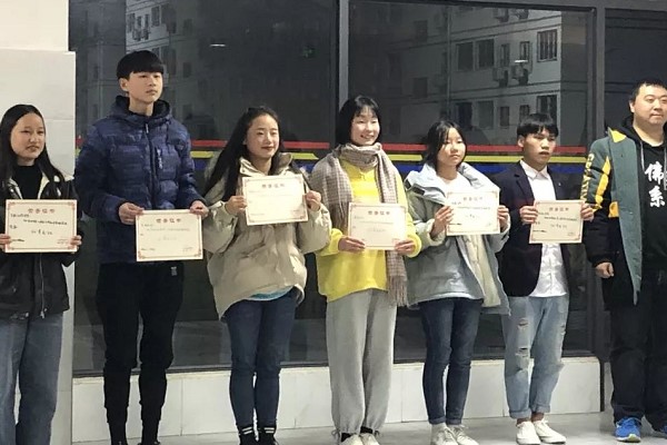 四川師范大學(xué)幼師學(xué)院學(xué)前教育專業(yè)部舉行表彰活動(dòng)