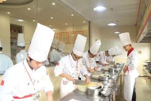 成都中專學校北方釣魚臺烹飪學校辦學優(yōu)勢