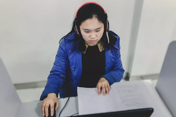 成都中專學校