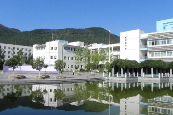 四川中職學(xué)校核工業(yè)成都機電學(xué)校做疫情防控工作