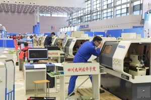 四川中職學(xué)校四川理工技師學(xué)院停課不停學(xué)