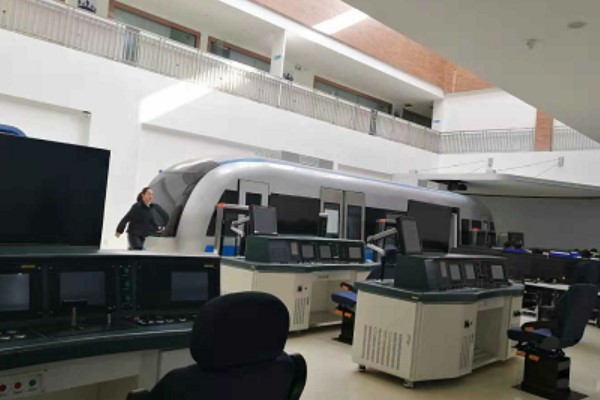 四川中職學校哪家好 四川礦產機電技師學院巾幗綻芳華
