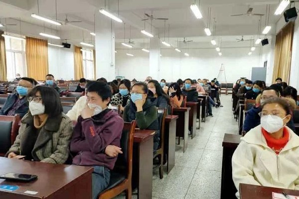四川師范大學(xué)幼師學(xué)院教學(xué)與抗疫共進