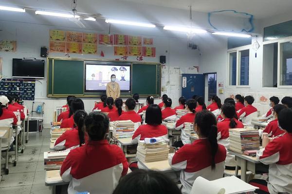 五月花學(xué)校為學(xué)生安全操心