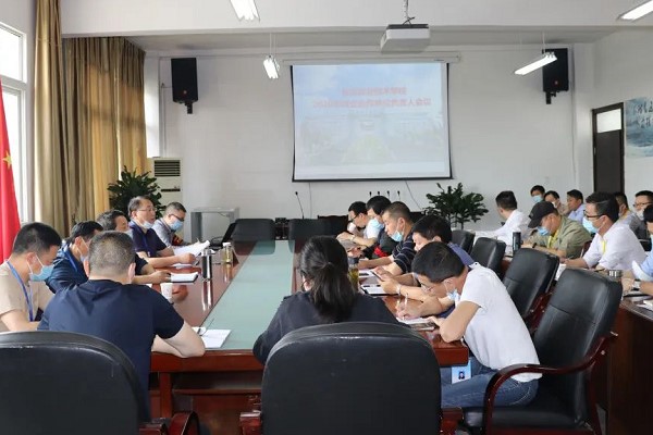自貢職校召開校企合作會(huì)議