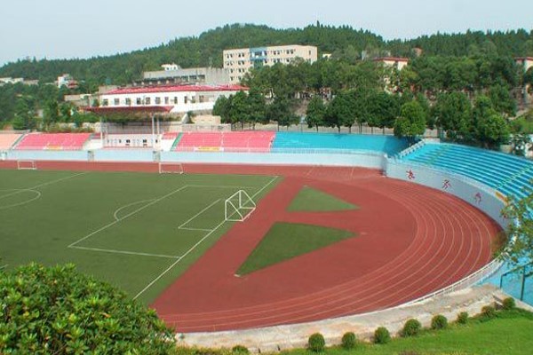 成都中職學校