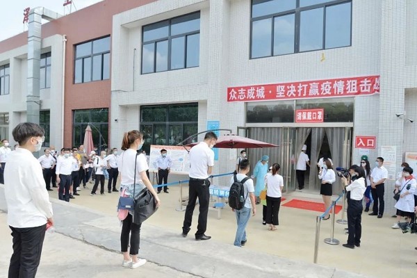 四川職業(yè)技術(shù)學(xué)院汽車(chē)職業(yè)學(xué)院開(kāi)展復(fù)課演練