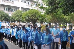 成都中職學校助力高考 成都電子信息學校開展健康體檢活動