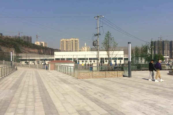 四川省輕工工程學校地址