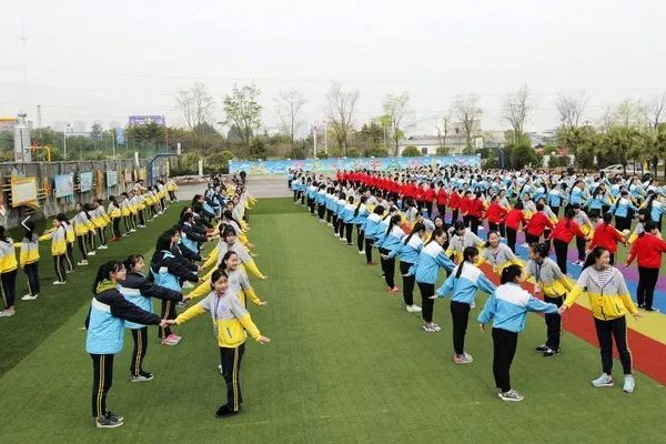 成都汽車職業(yè)技術(shù)學(xué)校招生簡章