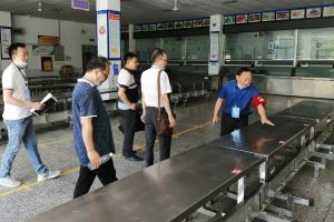市疫情督查組到四川五月花技師學(xué)院督查防疫工作