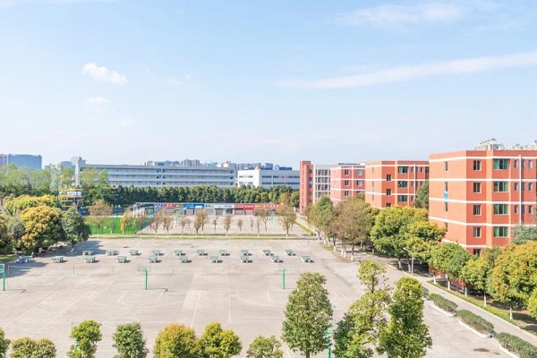 四川托普學院