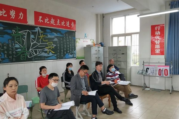 領導到成都職業(yè)技術(shù)學校汽車職校指導普職融通教研活動