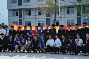 四川五月花技師學院英語口語比賽決賽