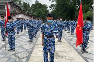 眉山電子職業(yè)技術(shù)學(xué)校傾聽革命故事
