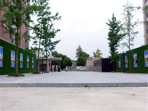 成都華商理工職業(yè)學?？偨Y(jié)女生學旅游專業(yè)怎么樣