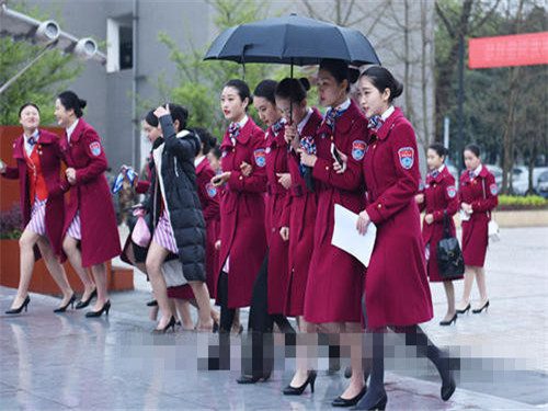 成都東星航空職業(yè)學校的環(huán)境好嗎