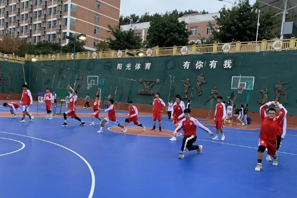 綿陽南山中學