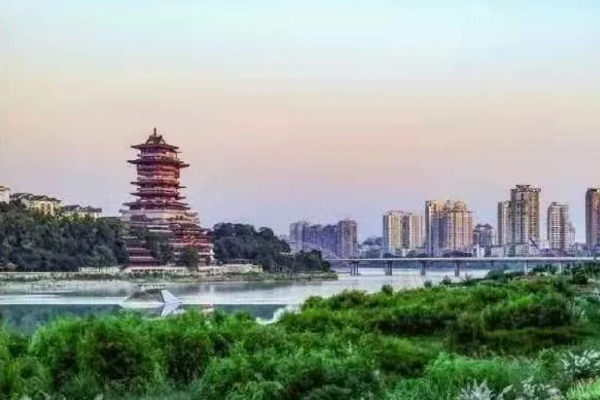 綿陽南山中學(xué)雙語學(xué)校學(xué)費(fèi)