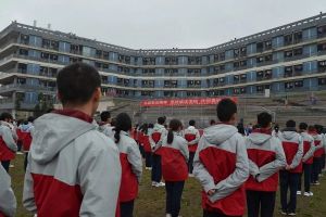 成都青蘇職業(yè)技術學校地址 青蘇職高好不好